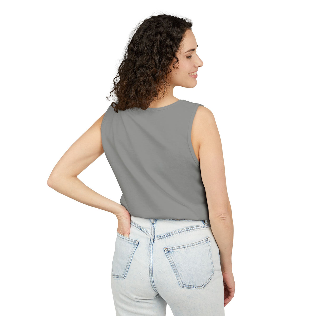 Débardeur minimaliste à logo flèche — Style décontracté aventure côtière