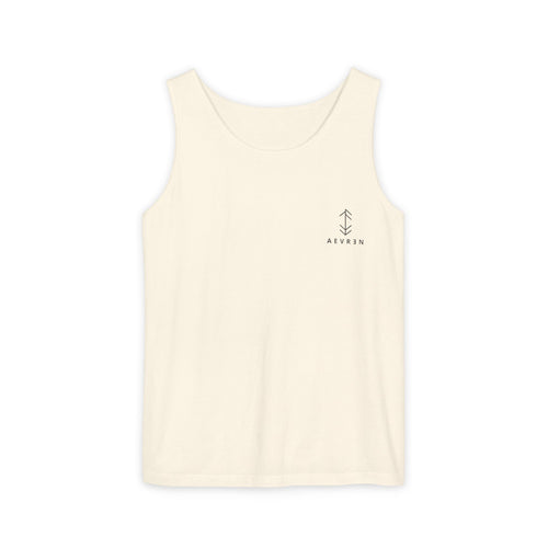 Débardeur minimaliste à logo flèche — Style décontracté aventure côtière